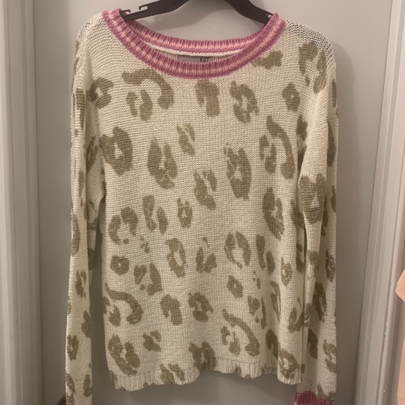 NWOT Kut from the Kloth sweater. The Gracie sweater. Size medium. - Picture 3 of 12